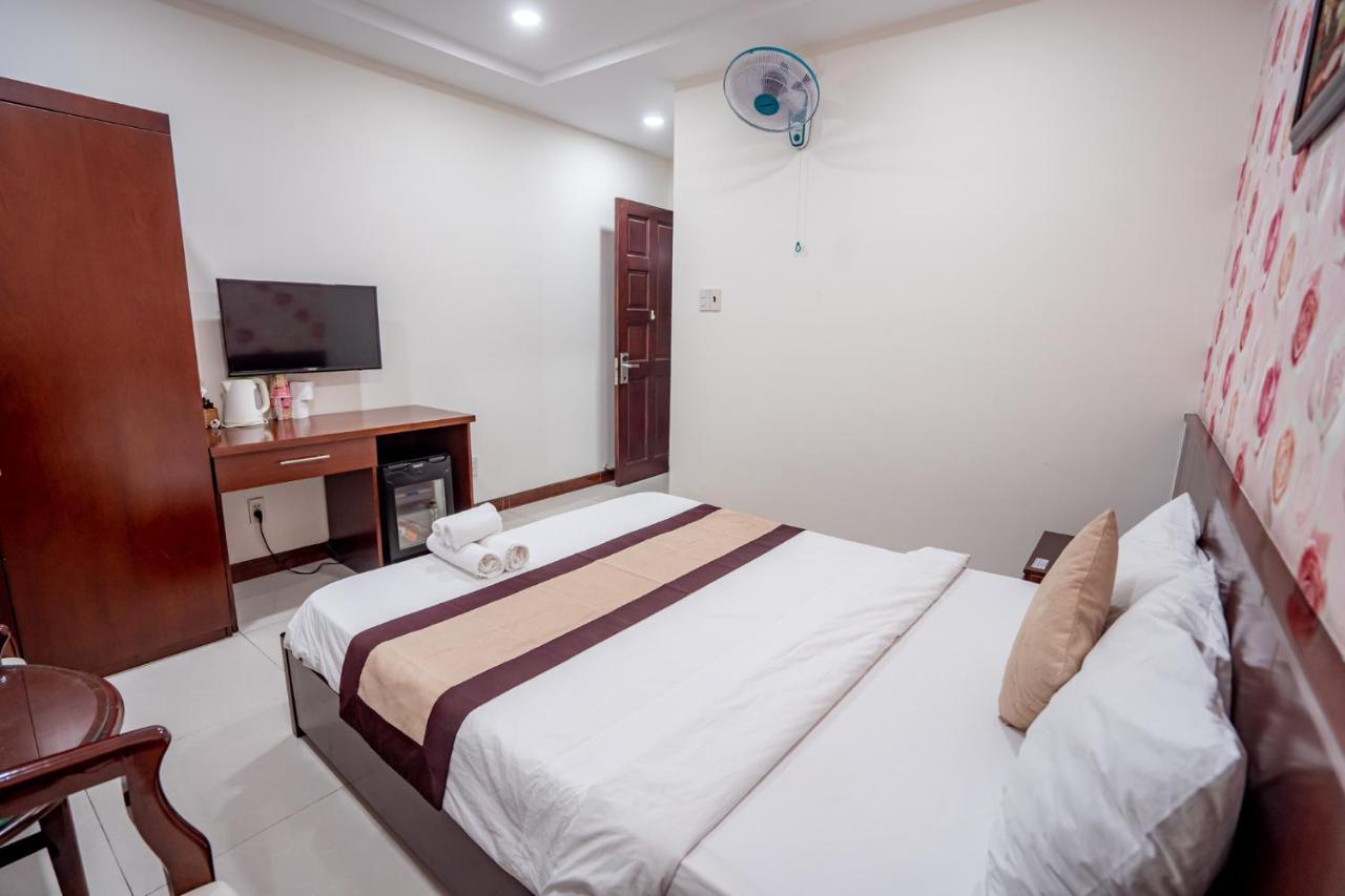 Luxury Hotel Hau Giang Хошимин Екстериор снимка